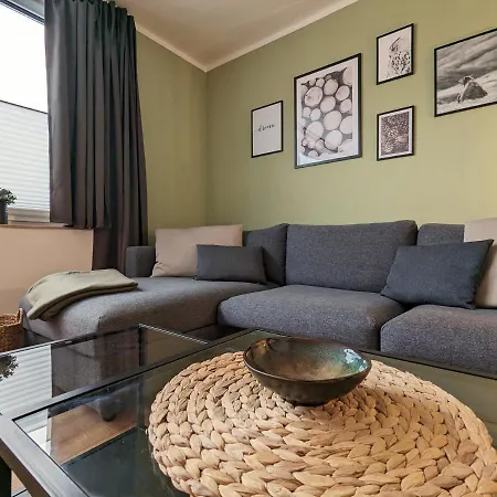 Pool - Sauna - 150m Skilift - Bikepark - Zentrum - Loft Lorenz Apartment *